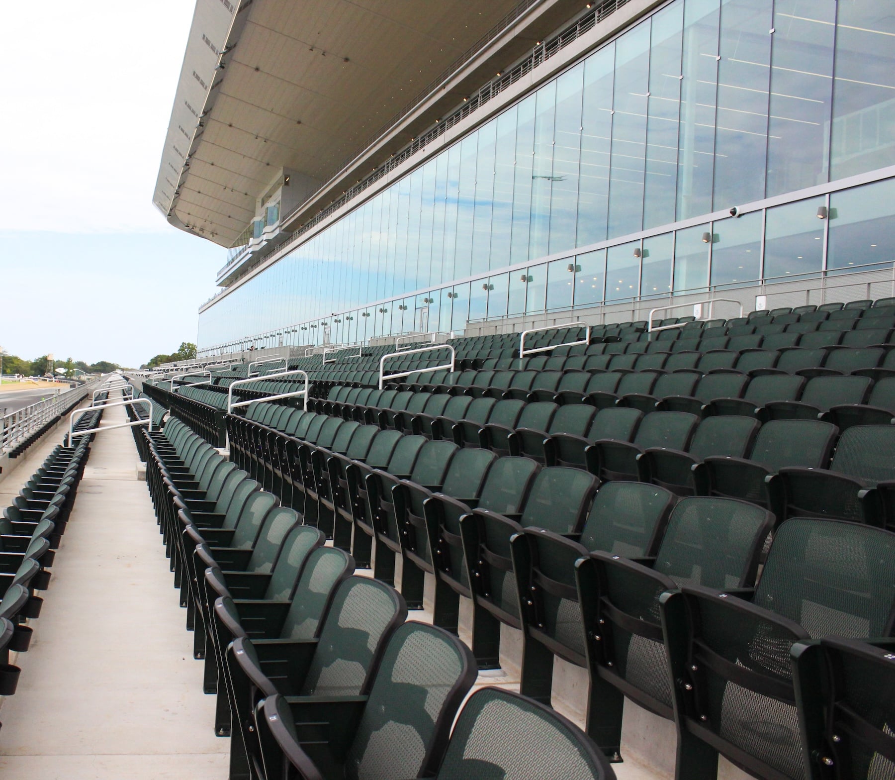 Bel 26 Empty Grandstand 1800X