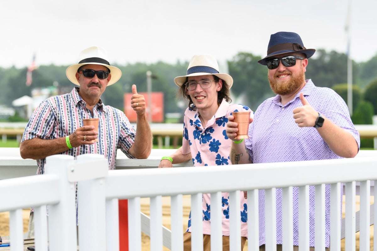 Sar 23 Tailgate Guys