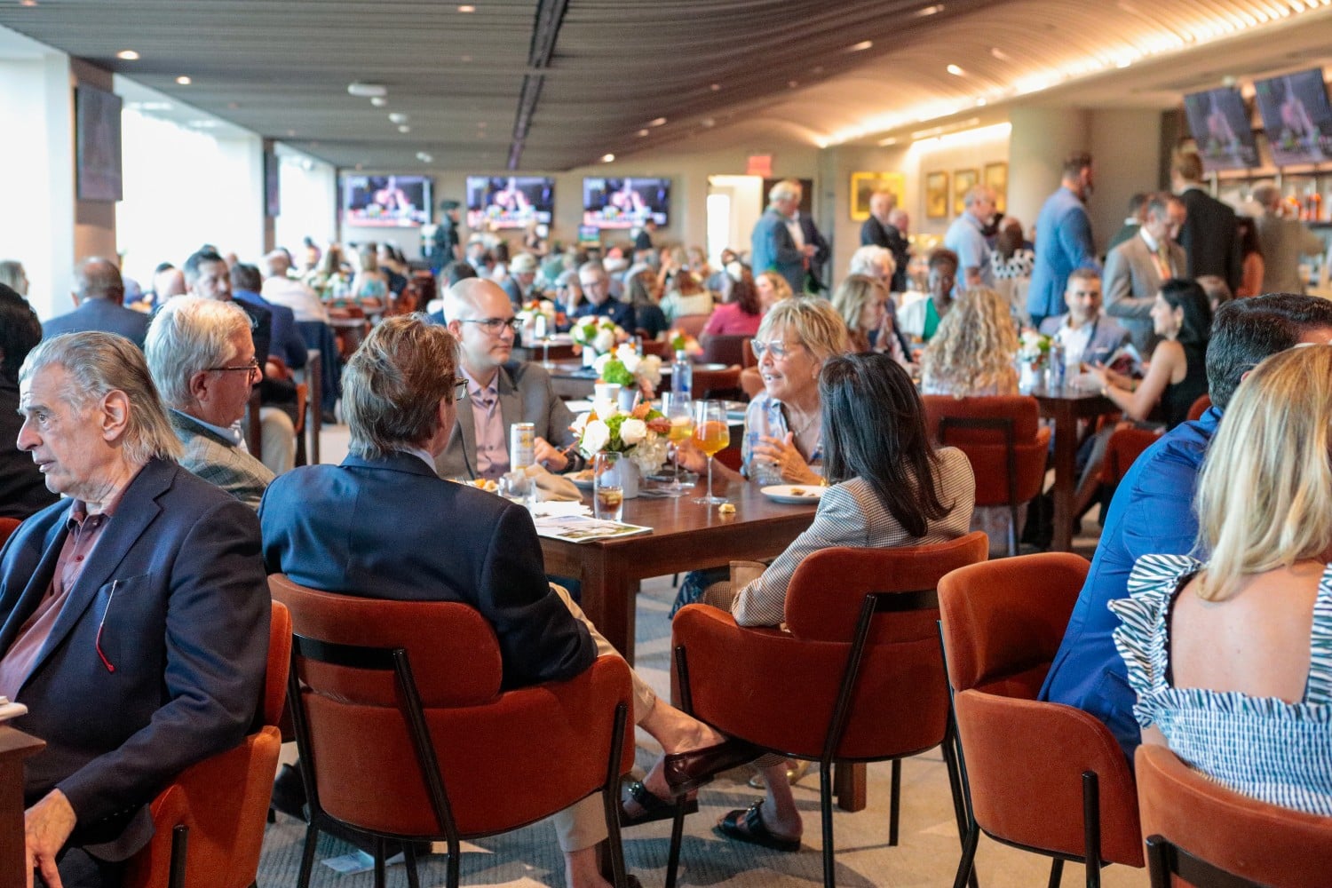 Bel 26 Gallery Turf Club