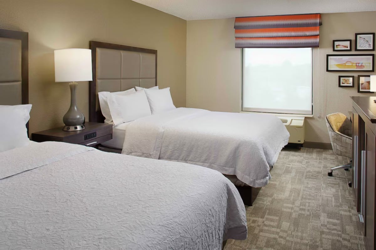 Bel Hampton Inn Garden City