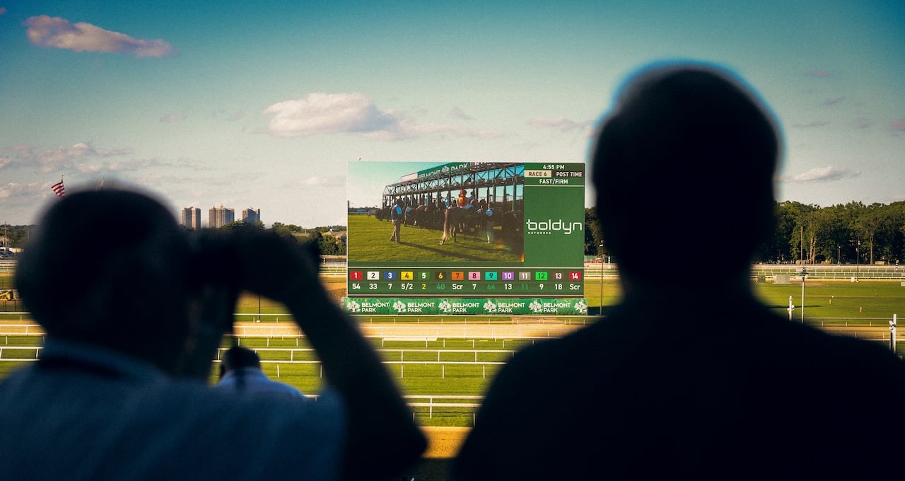 Bel 26 Fans Video Board