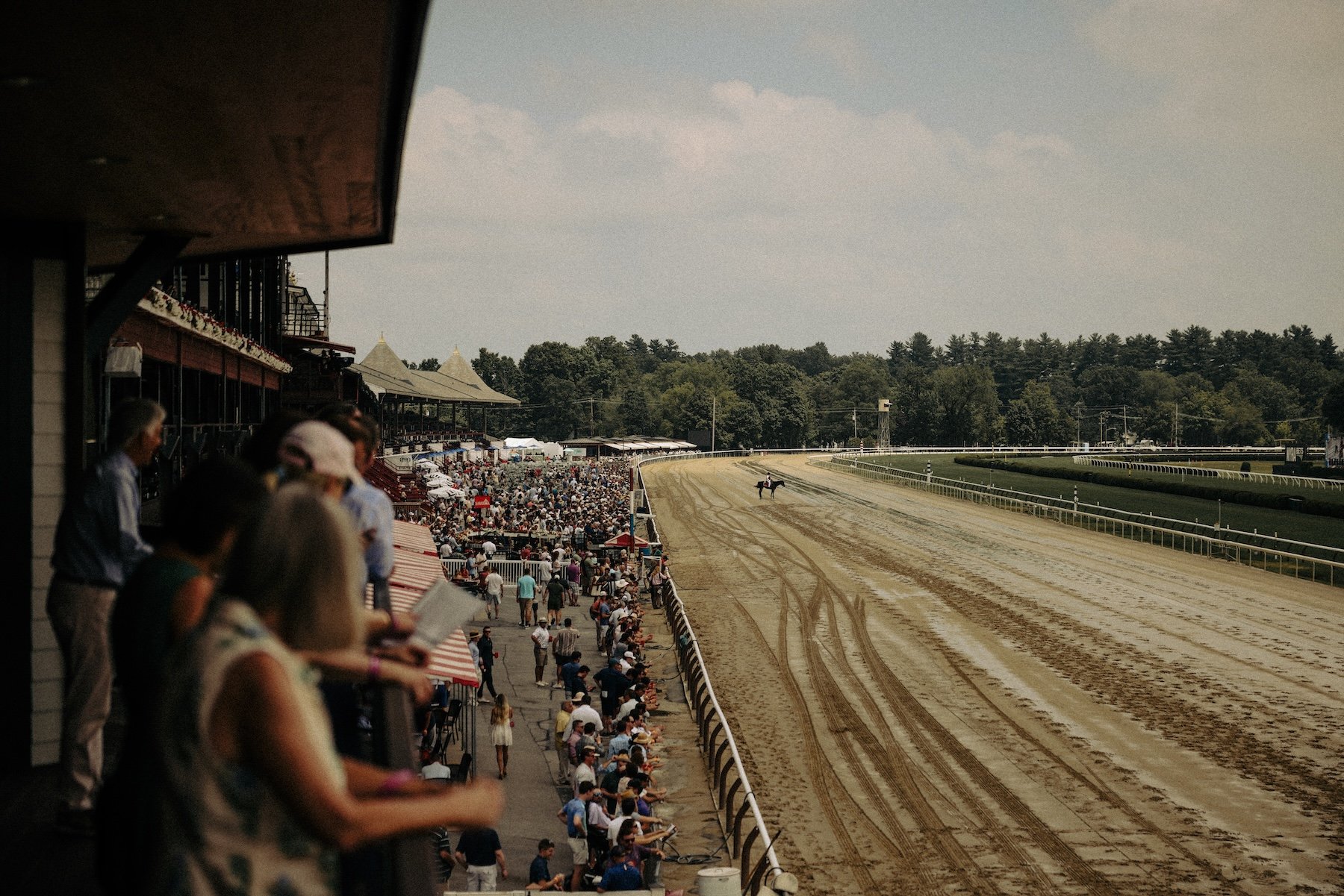 Sar 25 1863 Club Balcony