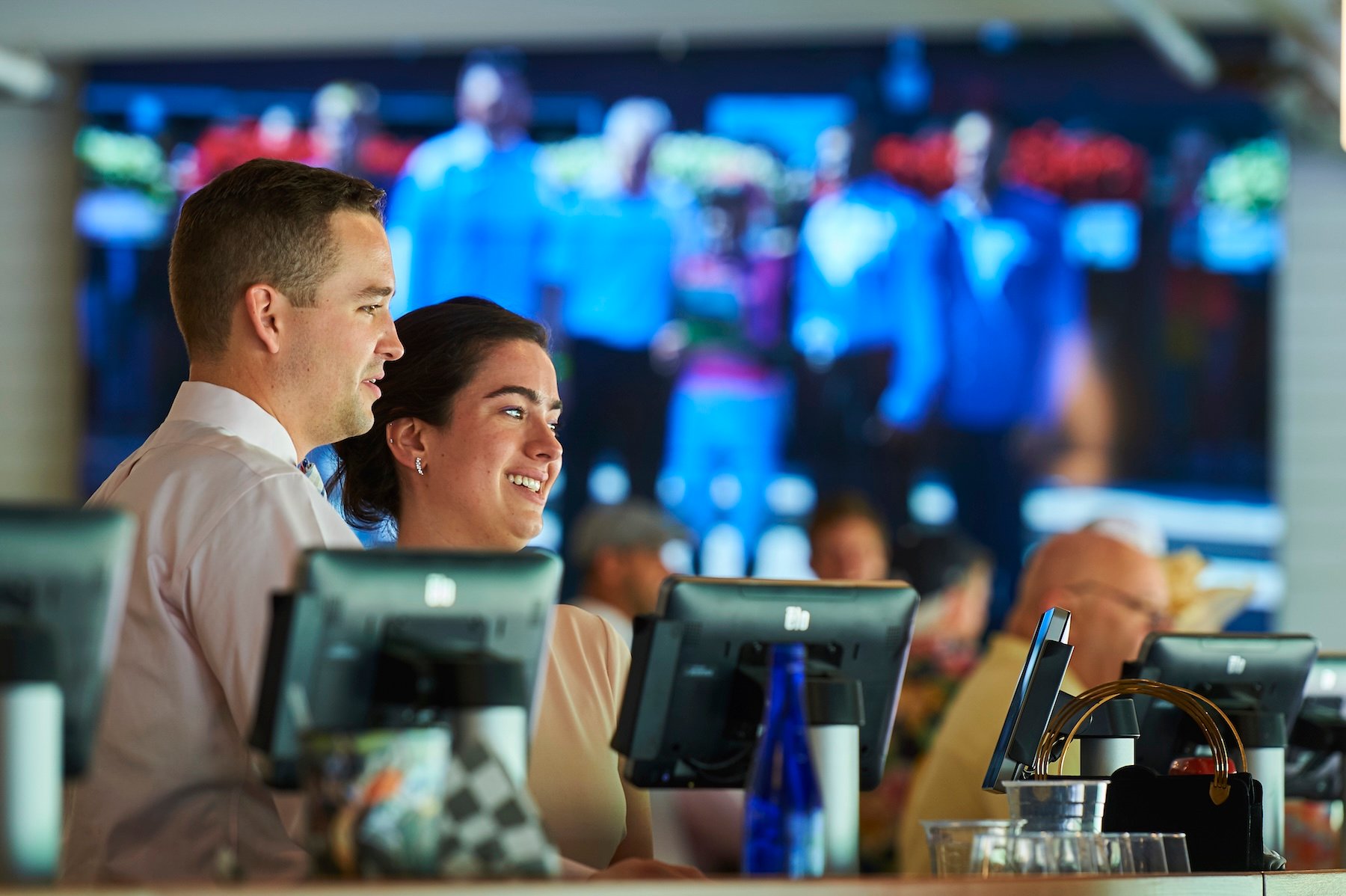 Sar The Stretch Fans Hospitality