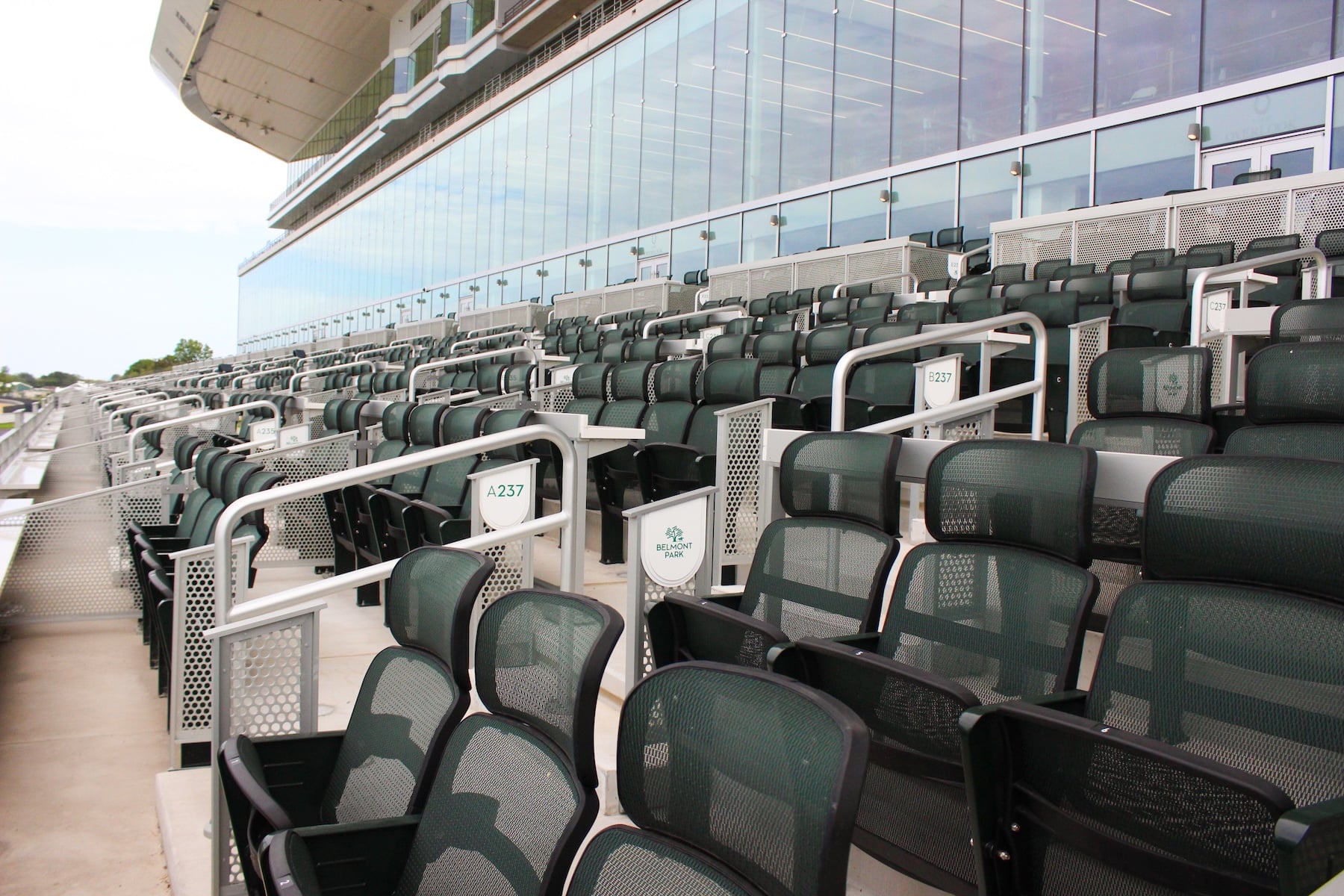Bel 26 Empty Box Seats