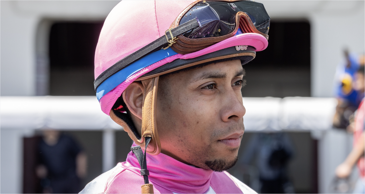 Manny Franco Headshot Ww